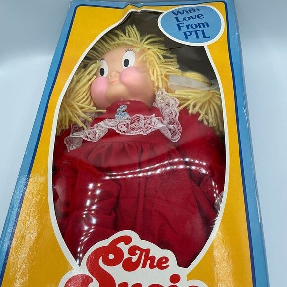 VIntage 1985 PTL Club The Susie Moppet Doll By Jim & Tammy Baker  ORIGINAL BOX - Picture 2 of 7